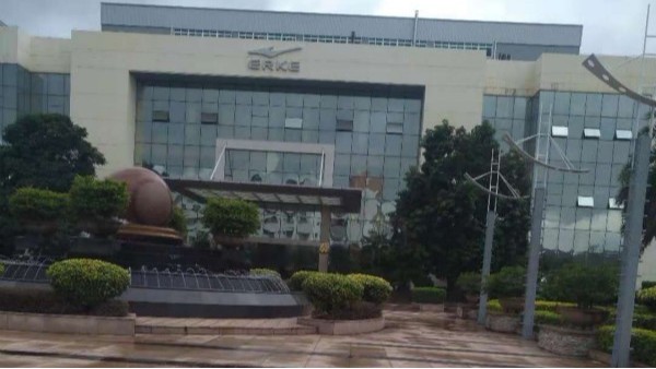 一哥鞋面喷胶360D在鸿星尔克公司试胶报告